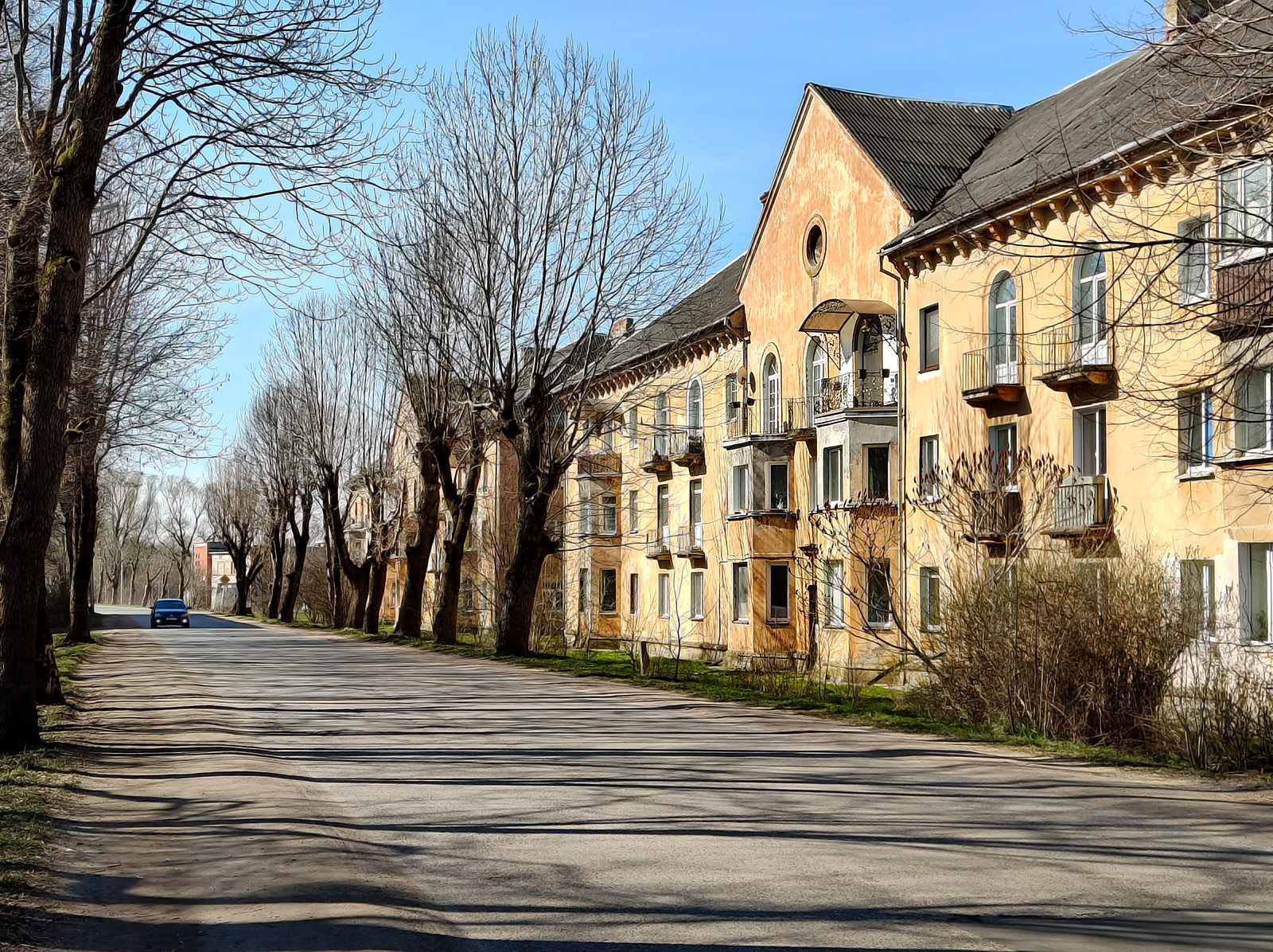 Улица Победы, окрестности бывшего аэродрома Инстербурга. Черняховск. Калининградская область, Россия.