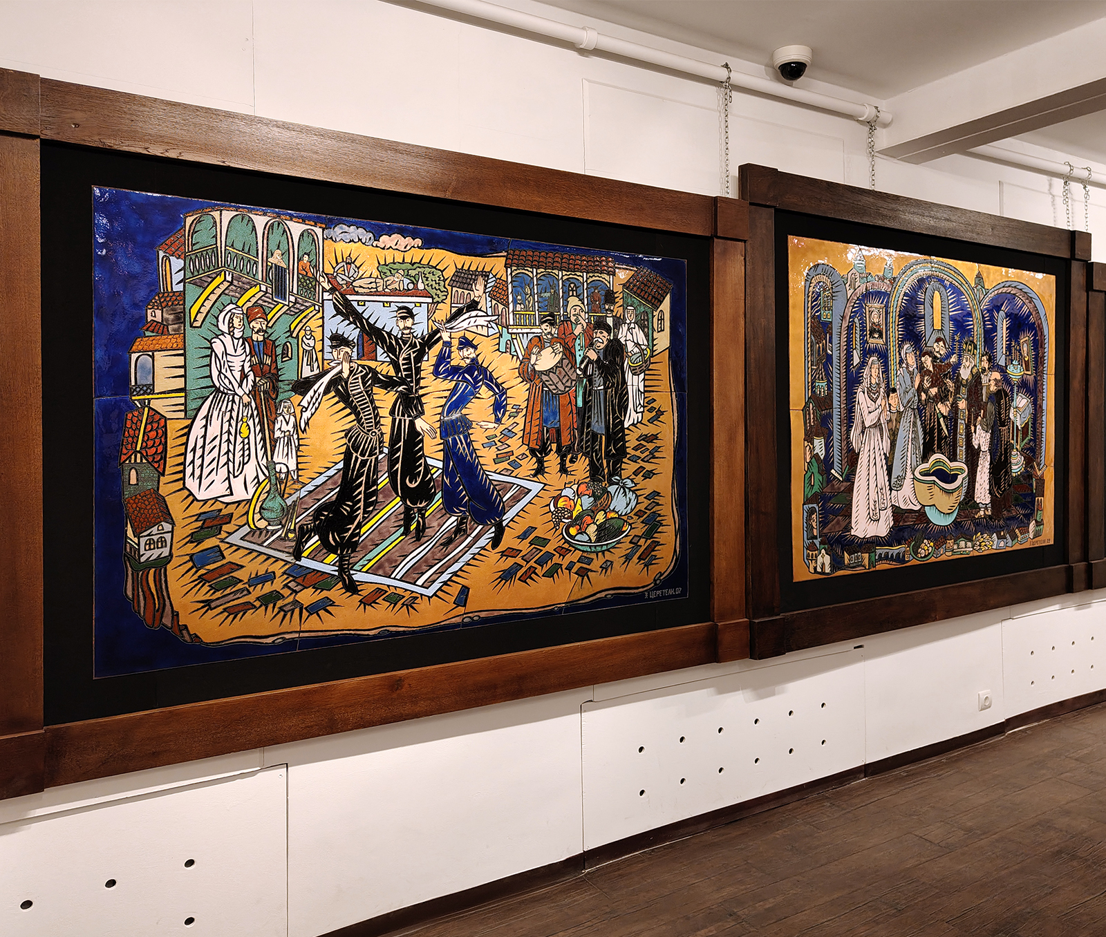 Сватовство, свадьба, крестины... Серия "Старый Тбилиси, 1983-2009. Зураб Церетели. Перегородчатая эмаль. Музей-мастерская, Б. Грузинская, 15. Москва. Россия.
