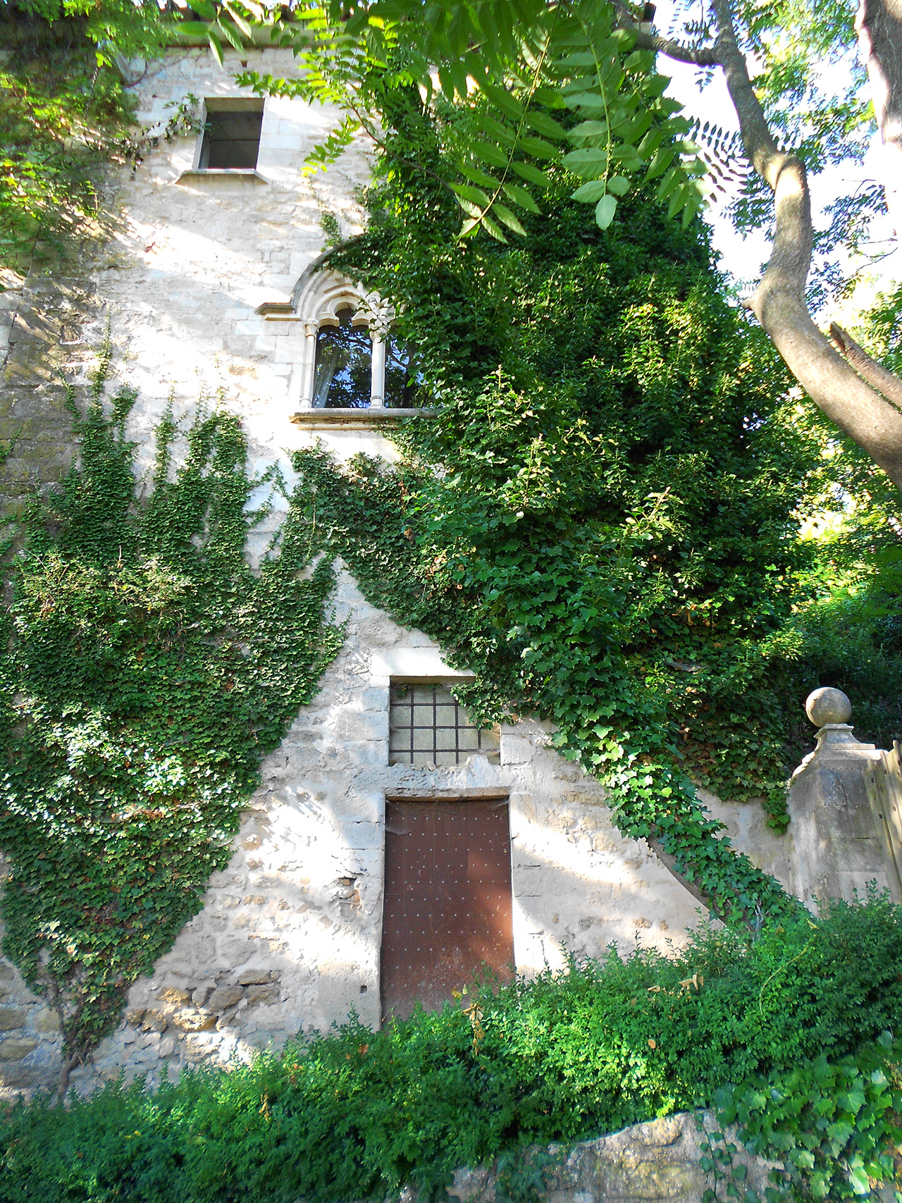 Старый Oppède-le-Vieux, Франция.